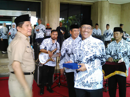 Pencarian PGRI Tanah Datar - Persatuan Guru Republik Indonesia Cabang Tanah Datar